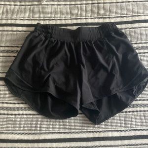 size 8 lululemon shorts